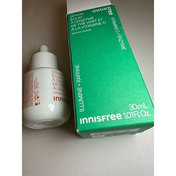innisfree Green Tea Enzyme Vitamin C Brightening Serum 30ml - Picture 3 of 5
